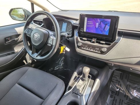 Used 2023 Toyota Corolla LE image 23