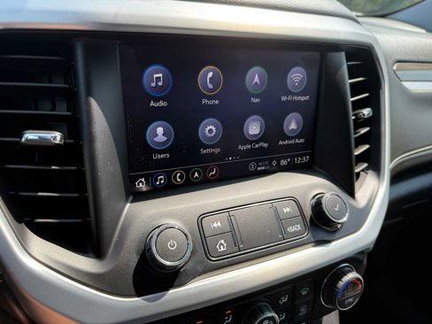 Used 2023 GMC Acadia SLT w/ Preferred Package image 51
