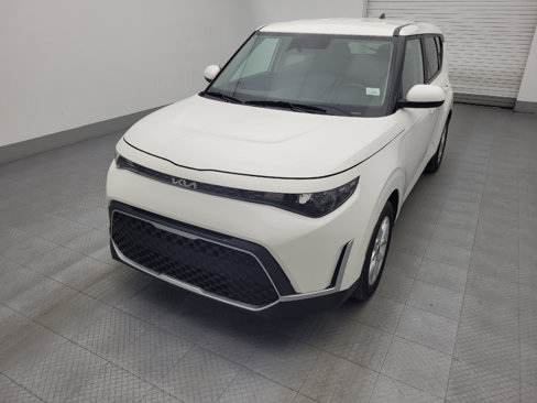 Used 2023 Kia Soul LX w/ LX Technology Package image 15