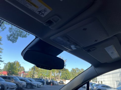 Used 2022 Buick Encore Preferred image 18