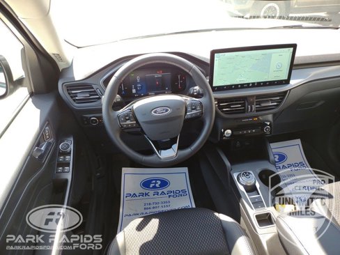 New 2025 Ford Escape SE w/ Class II Trailer Tow Package image 13