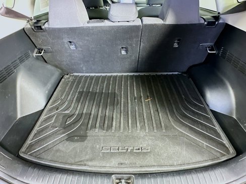 Used 2021 Kia Seltos LX image 30