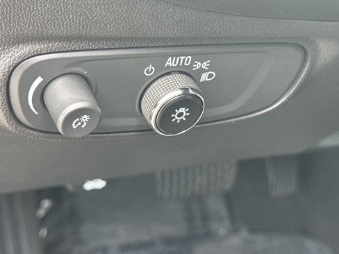 Certified 2023 Chevrolet Equinox LT image 17