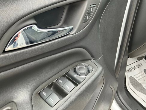 Used 2023 Chevrolet Equinox LT image 20