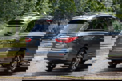 Used 2015 INFINITI QX60 AWD w/ Premium Plus Package image 5