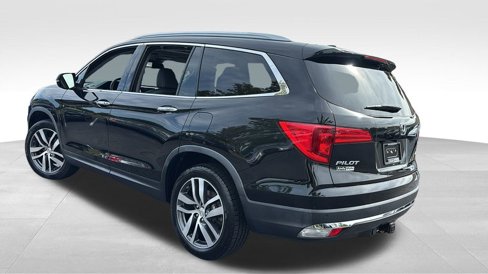 Used 2017 Honda Pilot Elite image 5