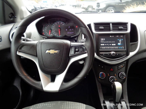 Used 2017 Chevrolet Sonic LT image 9