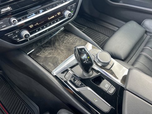 Used 2019 BMW 540i w/ Convenience Package image 22
