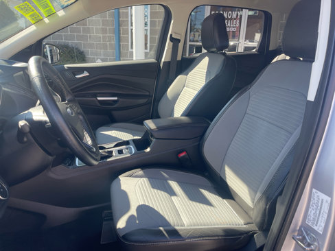 Used 2019 Ford Escape SE image 13