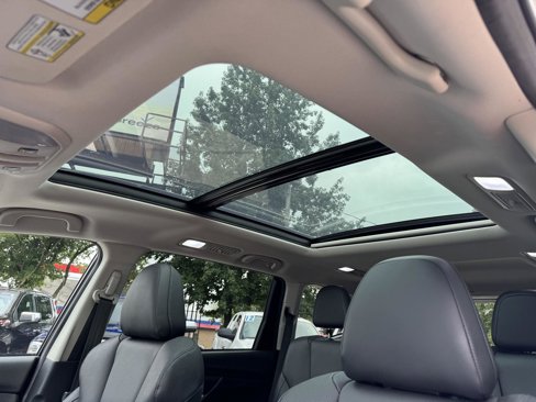 Used 2020 Subaru Ascent Limited w/ Technology Package image 5