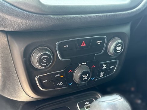 Used 2018 Jeep Compass Trailhawk w/ Popular Equipment Group image 18