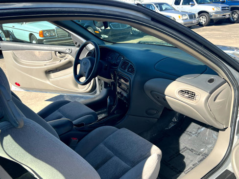 Used 2002 Oldsmobile Alero GL image 26