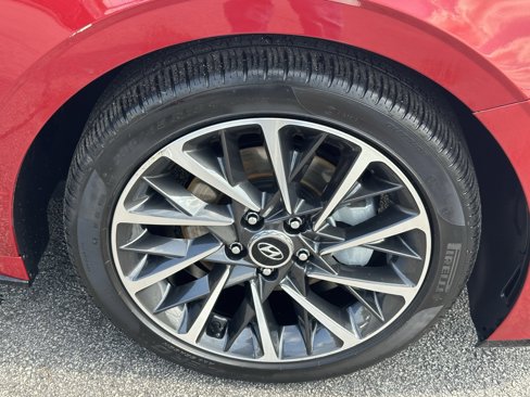 Used 2023 Hyundai Sonata Limited w/ Preferred Accessory Package image 16