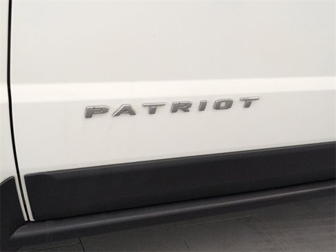 Used 2014 Jeep Patriot Sport image 6
