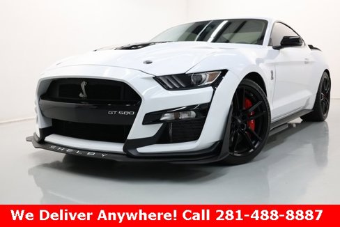 Used 2022 Ford Mustang Shelby GT500 w/ Technology Package image 2