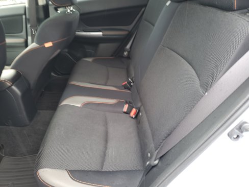 Used 2017 Subaru Crosstrek 2.0i Premium w/ Moonroof Package image 9