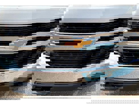 Used 2021 Chevrolet Silverado 1500 LT image 30