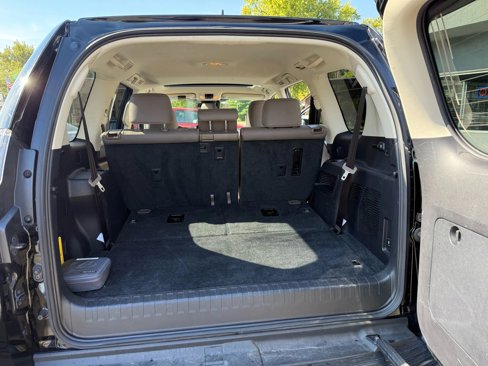 Used 2022 Lexus GX 460 Premium image 12