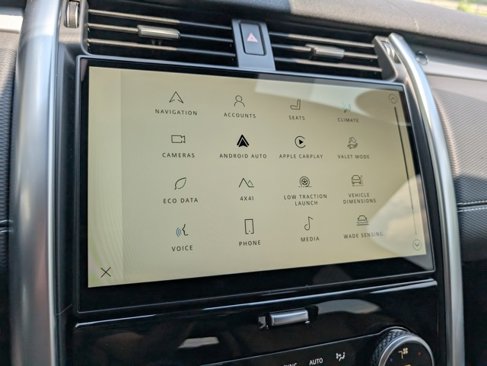 Certified 2024 Land Rover Discovery Dynamic SE image 15