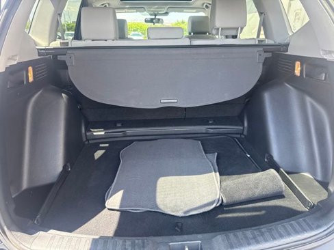 Used 2017 Honda CR-V EX image 16