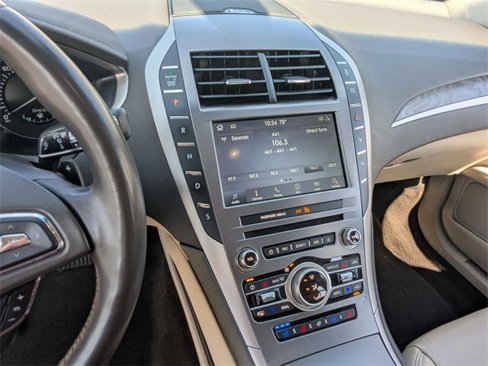 Used 2020 Lincoln MKZ Reserve w/ Elements Package image 27