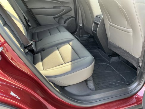 Used 2024 Chevrolet Trax ACTIV w/ Sunroof Package image 16