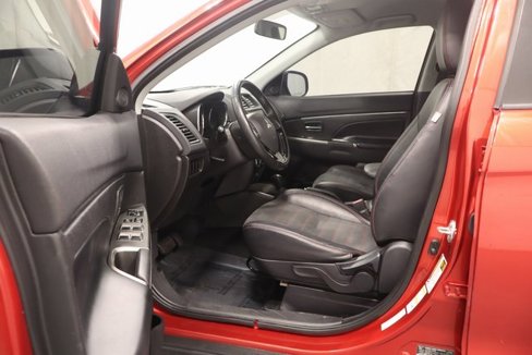 Used 2018 Mitsubishi Outlander Sport SE image 10