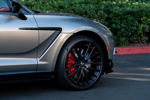 Used 2023 Aston Martin DBX 707 image 8