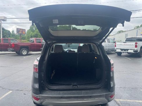 Used 2017 Ford Escape Titanium image 7