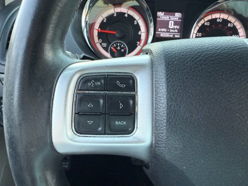 Used 2015 Dodge Grand Caravan SXT w/ UConnect Hands-Free Group image 23