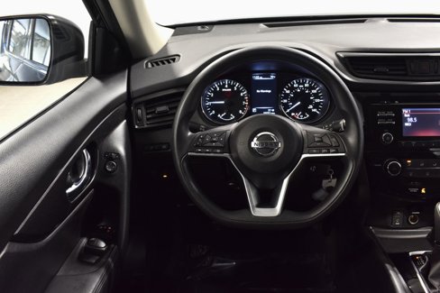 Used 2017 Nissan Rogue S image 12
