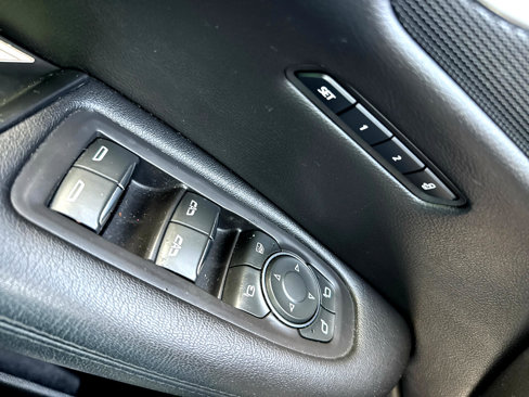 Used 2019 Cadillac XT5 Premium Luxury image 14