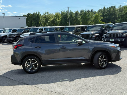 Used 2024 Subaru Crosstrek 2.0i Premium image 8