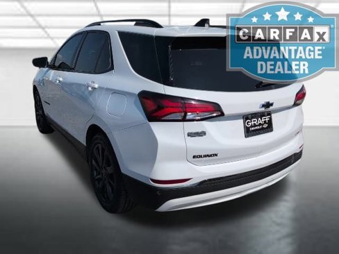 Used 2022 Chevrolet Equinox RS w/ RS Leather Package image 2