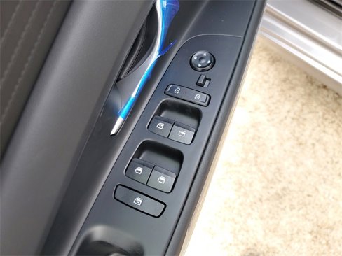 New 2025 Hyundai Elantra Blue image 18