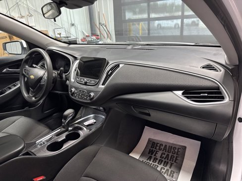 Used 2023 Chevrolet Malibu LT image 23
