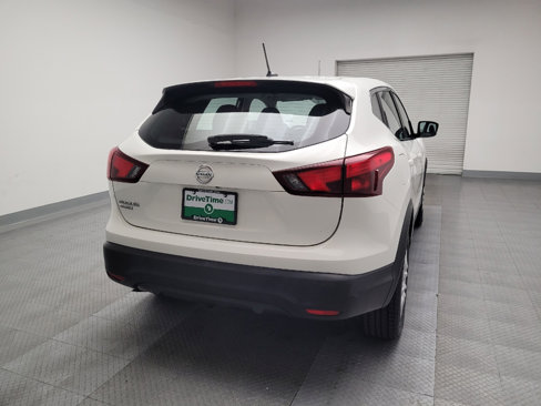 Used 2019 Nissan Rogue Sport S image 7