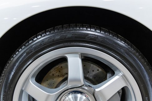 Used 2006 Ford GT image 15