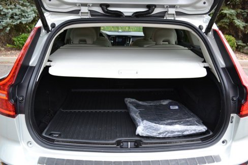 Used 2020 Volvo V60 T5 Cross Country w/ Protection Package Premier image 36