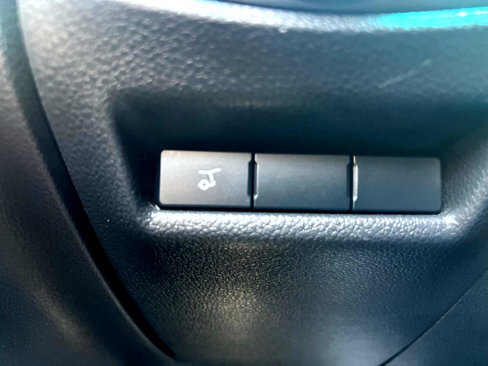 Used 2013 Ford Explorer Limited image 29