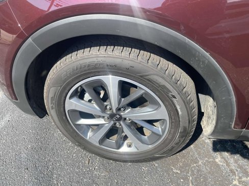 Used 2019 Kia Sorento EX w/ EX Touring Package image 11