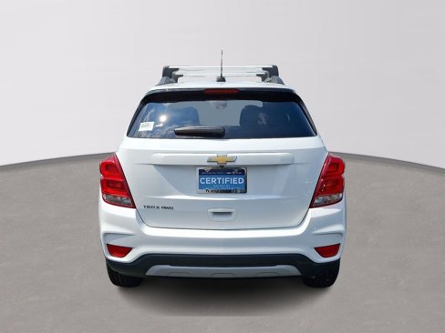 Certified 2022 Chevrolet Trax LT w/ LT Convenience Package image 5