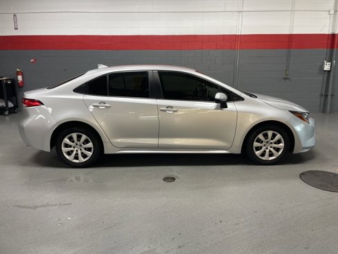 Used 2020 Toyota Corolla LE image 37