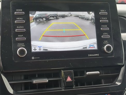 Used 2021 Toyota Camry LE image 17