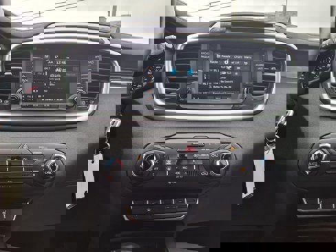 Used 2018 Kia Sorento LX image 8