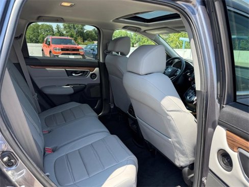 Used 2021 Honda CR-V Touring image 11
