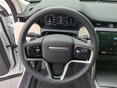 Certified 2025 Land Rover Discovery Sport S image 16