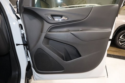 Certified 2024 Chevrolet Equinox LT w/ LPO, Floor Liner Package image 18