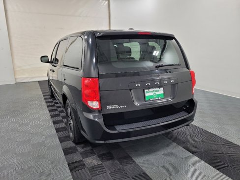 Used 2015 Dodge Grand Caravan SE w/ Quick Order Package 29E SE image 5