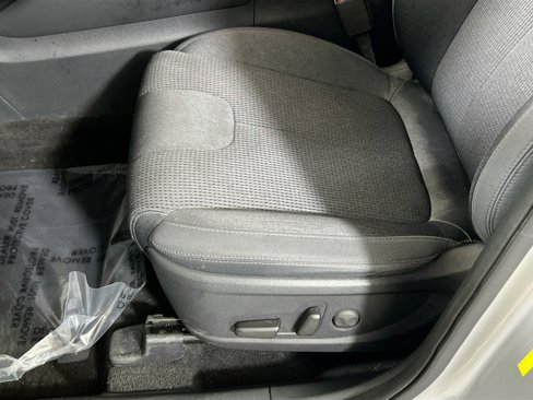 Used 2020 Hyundai Santa Fe SEL w/ Convenience Package image 19